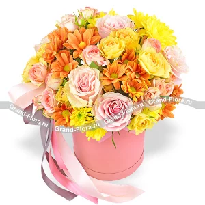 Bright motifs - a box with orange and yellow chrysanthemums